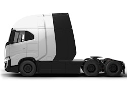 The Nikoka Tre FCEV fuel cell truck offers 500 miles of range and a 20-minute hydrogen refuel time.