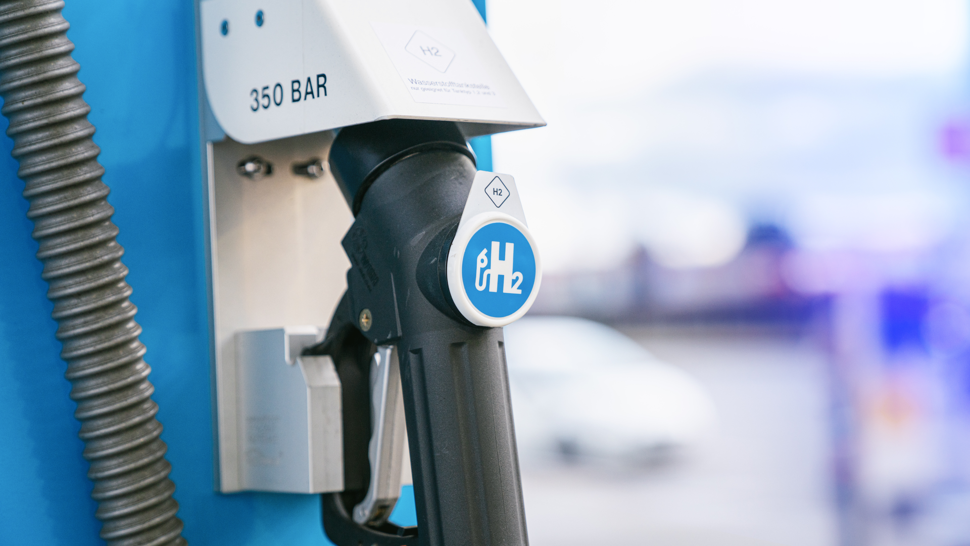 hydrogen fueling pump