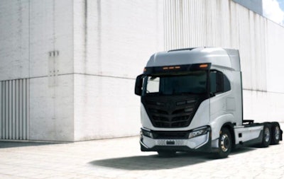 Proterra entered an agreement with Nikola last year to supply batteries for their all-electric Tre BEV and hydrogen fuel cell Tre FCEV.