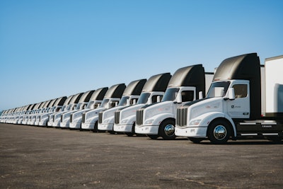 Peterbilt and Einride to Accelerate Electric Road Freight in US with Largest Electric Vehicle Order