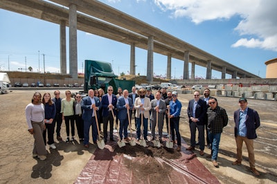 Zeem Solutions team at Long Beach groundbreaking