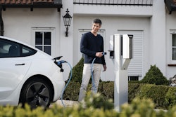 As more fleets assign commercial EVs to drivers who, in turn, charge them overnight at home, Siemens Depot360 introduces new software that provides an economically viable path to profitability.